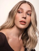 Living Proof Full spumă de styling pentru toate tipurile de păr 45 ml