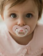 LOVI CAPICHILL 6-18m suzetă Girl 2 buc