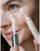 Lumene Blur Longwear corector lichid culoare Medium 9 ml