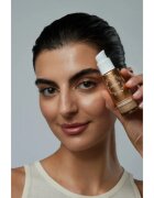 Lumene Natural Glow machiaj de stralucire pentru un look natural SPF 20 culoare 0.5 Light (Cool) 30 ml