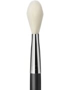 MAC Cosmetics Brush 135S Large Flat Powder perie ovala pentru make-up 1 buc