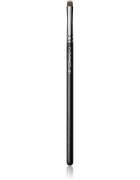 MAC Cosmetics Brush 231 Small Shader pensula pentru aplicarea fardului de pleoape 1 buc