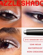 MAC Cosmetics Dazzleshadow Eyeshadow Stick fard de pleoape cremos stick culoare Demure Diamonds 1.6 g
