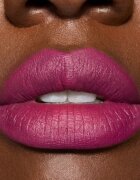 MAC Cosmetics Metamorphosis Spring Collection MACximal Silky Matte Lipstick ruj mat culoare Juiced Raspberry 3.5 g