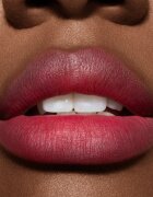 MAC Cosmetics Powder Kiss Hazy Matte ruj mat culoare Twenty-Fun 3.5 g