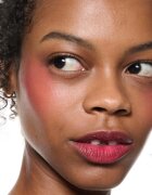 MAC Cosmetics Powder Kiss Lip + Cheek Mousse fard multifuncțional pentru buze și obraz culoare M·A·CSmash 5 ml