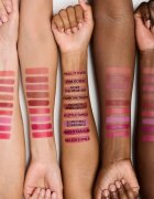 MAC Cosmetics Powder Kiss Lip + Cheek Mousse fard multifuncțional pentru buze și obraz culoare M·A·CSmash 5 ml