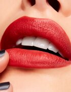 MAC Cosmetics Powder Kiss Velvet Blur Slim Stick ruj buze mat hidratant culoare Devoted To Chili 2 g