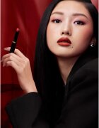 MAC Cosmetics Powder Kiss Velvet Blur Slim Stick ruj buze mat hidratant culoare Over the Taupe 2 g