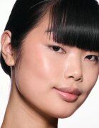 MAC Cosmetics Skinfinish Lightstruck iluminator lichid culoare Bronze Glaze 15 ml