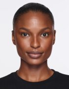 MAC Cosmetics Skinfinish Sunstruck Matte Bronzer pudra bronzanta cu efect matifiant culoare Rich Rosy 8 g