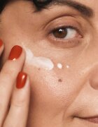 Mádara MÁDARA Age Pro Contour crema antirid pentru zona ochilor 15 ml