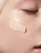 Mádara MÁDARA Skinonym Semi-Matte Peptide machiaj persistent cu peptide culoare Porcelain 10 30 ml