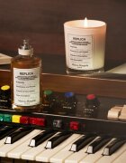 Maison Margiela REPLICA Jazz Club lumânare parfumată 165 g