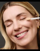 Max Factor Facefinity Multi Protector corector pentru o piele mai luminoasă culoare 3C 11 ml