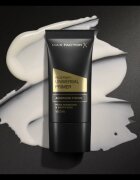 Max Factor Facefinity Universal baza de machiaj cu efect matifiant 30 ml