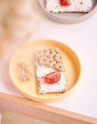 Minikoioi Basic Plate farfurie Velvet Rose 1 buc