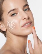 Miraculum Dermo-Shield Protect crema de zi protectoare SPF 50 30 ml