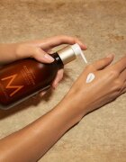 Moroccanoil Body Ambre Noir crema de corp nutritiva 360 ml