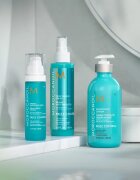 Moroccanoil Frizz Control Smoothing Lotion crema de netezire pentru par indisciplinat 300 ml