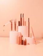 MUA Makeup Academy Lip Gloss Nourishing lip gloss nutritiv culoare Heroic 6.5 ml