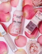 MUA Makeup Academy PRO/BASE Rose baza de machiaj iluminatoare cu extracte de trandafiri salbatici 15 ml