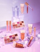 MUA Makeup Academy Virtual Glow lip gloss nutritiv pentru stralucire culoare Metaversal Coral 6.5 ml