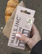 Nails Inc. #NailingLife Press-On Nails unghii artificiale culoare All Out Olivia Glaze 33 buc