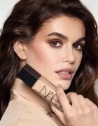 Nars Natural Matte Longwear Foundation machiaj persistent cu efect matifiant culoare TAHOE 30 ml