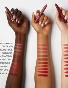 Nars POWERMATTE HIGH-INTENSITY LIP PENCIL Creion de buze de lunga durata cu efect matifiant culoare KISS ME DEADLY 24 g