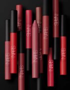 Nars POWERMATTE HIGH-INTENSITY LIP PENCIL Creion de buze de lunga durata cu efect matifiant culoare KISS ME DEADLY 24 g