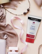 Neutrogena Norwegian Formula® crema de maini hidratanta 75 ml