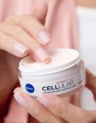 Nivea Hyaluron Cellular Filler crema de zi regeneratoare SPF 30 50 ml