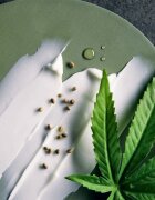 Nivea MEN Sensitive Hemp balsam după bărbierit cu ulei de canepa 100 ml