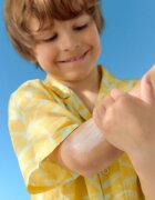 Nivea SUN Babies & Kids spray pentru protectie solara pentru copii pentru piele sensibila SPF 50+ 250 ml
