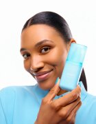 Notino Hydrating Serum with Hyaluronic Acid & Vitamins C + E ser hidratant pentru strălucirea și netezirea pielii 30 ml