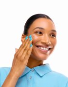 Notino Hydrating Serum with Hyaluronic Acid & Vitamins C + E ser hidratant pentru strălucirea și netezirea pielii 30 ml