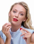 Notino Lifeproof Shake Lip Lacquer Ruj de buze lichid de lunga durata stralucitor 267 Needy 5 ml