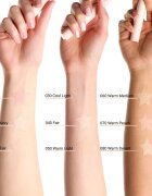 Notino Peptide Radiance Boosting Concealer corector de îngrijire cu acoperire ridicată 060 Warm Medium 4 ml