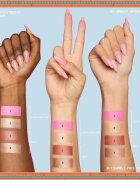 NYX Professional Makeup Gingerbaddie Land Buttermelt paletă cu iluminatoare și farduri de obraz culoare Deep 1 buc
