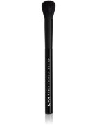 NYX Professional Makeup Pro Brush perie de contur 1 buc