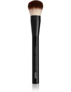 NYX Professional Makeup Pro Brush perie multifuncțională pentru look perfect 1 buc
