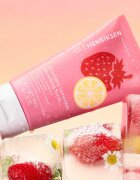 OLEHENRIKSEN Transform Strawberry Lemonade Smoothing Scrub exfoliant facial cu efect de exfoliere 90 g