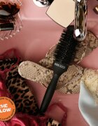 Olivia Garden Club The Glow Blowout Ceramic Round Brush Black perie rotundă pentru păr M 1 buc