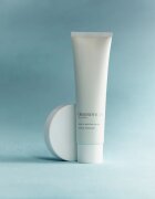 Omorovicza Gentle Buffing Gelée gel exfoliant pentru ten obosit 150 ml