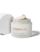 Omorovicza Hydro-Mineral Cushioning Day Cream crema de zi de intinerire pentru toate tipurile de ten 50 ml