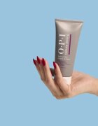 OPI Nature Strong Nails&Skin cremă hidratantă pentru maini si picioare 100 ml