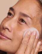 Peter Thomas Roth EVEN SMOOTHER™ Glycolic Retinol Resurfacing Peel Pads discuri pentru indepartarea impuritatilor pentru noapte 1 caps.