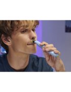 Philips OneBlade First Shave QP1326/30 aparat de tuns barba 1 buc