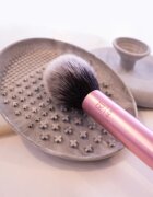 Real Techniques Cleanse suport pentru curățarea pensulelor 1 buc